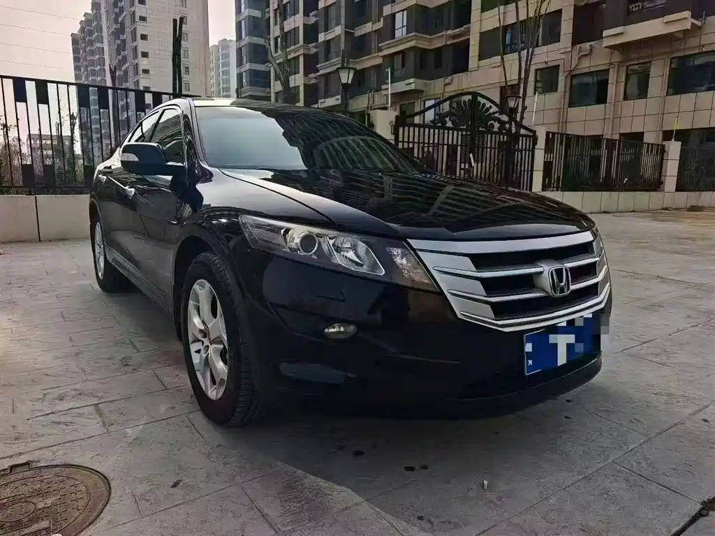 Honda Crosstour 2014 — фото 3