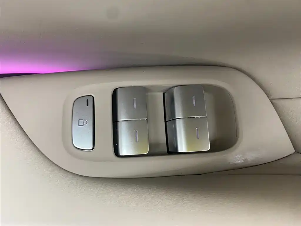 Xiaomi YU7 2025 — фото 30