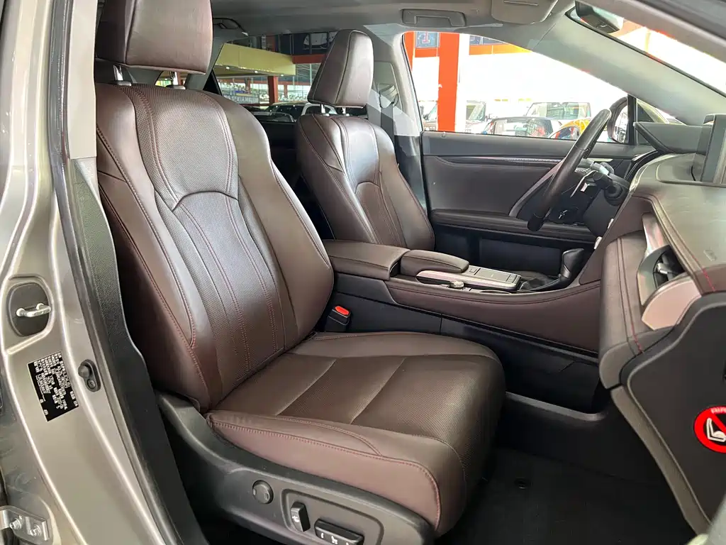 Lexus RX 2022 — фото 16