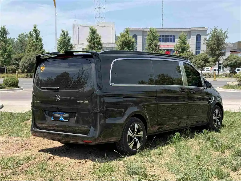 Mercedes-Benz Vito 2025 — фото 4