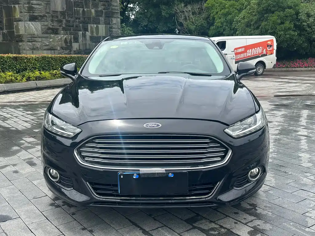 Ford Mondeo 2015 — фото 2