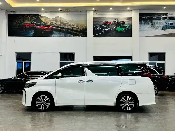 Toyota Alphard 2018