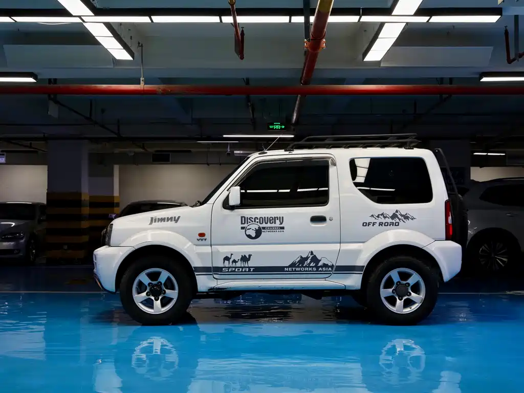 Suzuki Jimny 2012 — фото 2