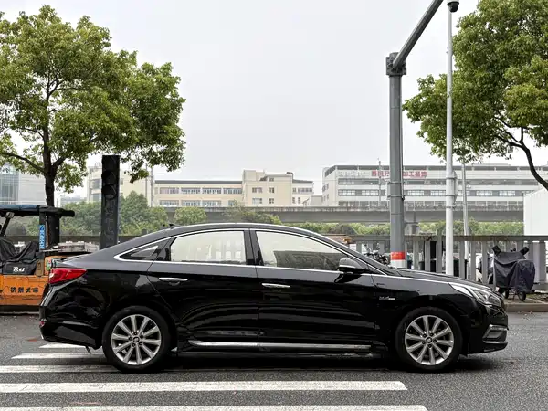 Hyundai Sonata 2015