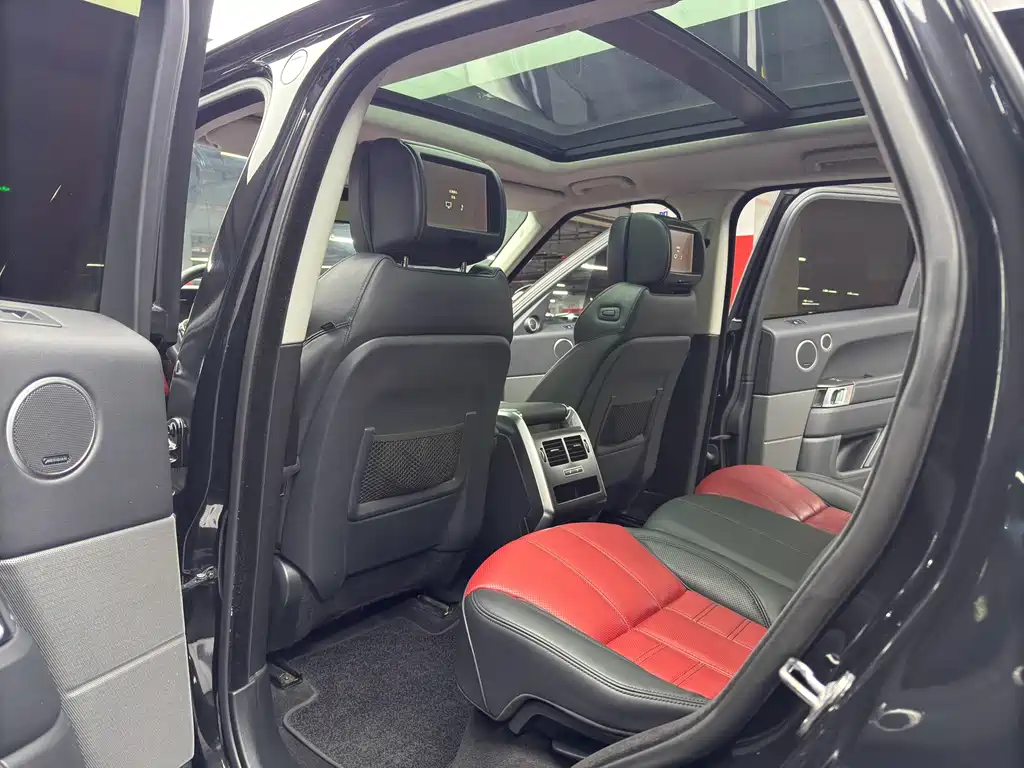 Land Rover Sport 2018 — фото 13