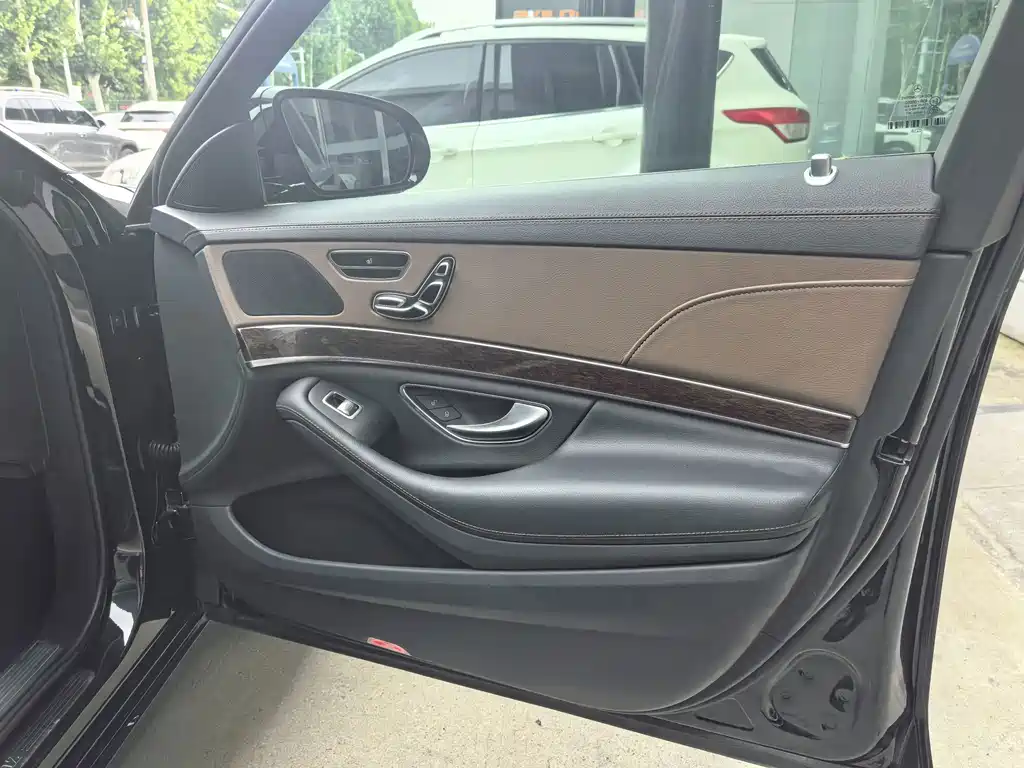 Mercedes-Benz S-Class 2019 — фото 16