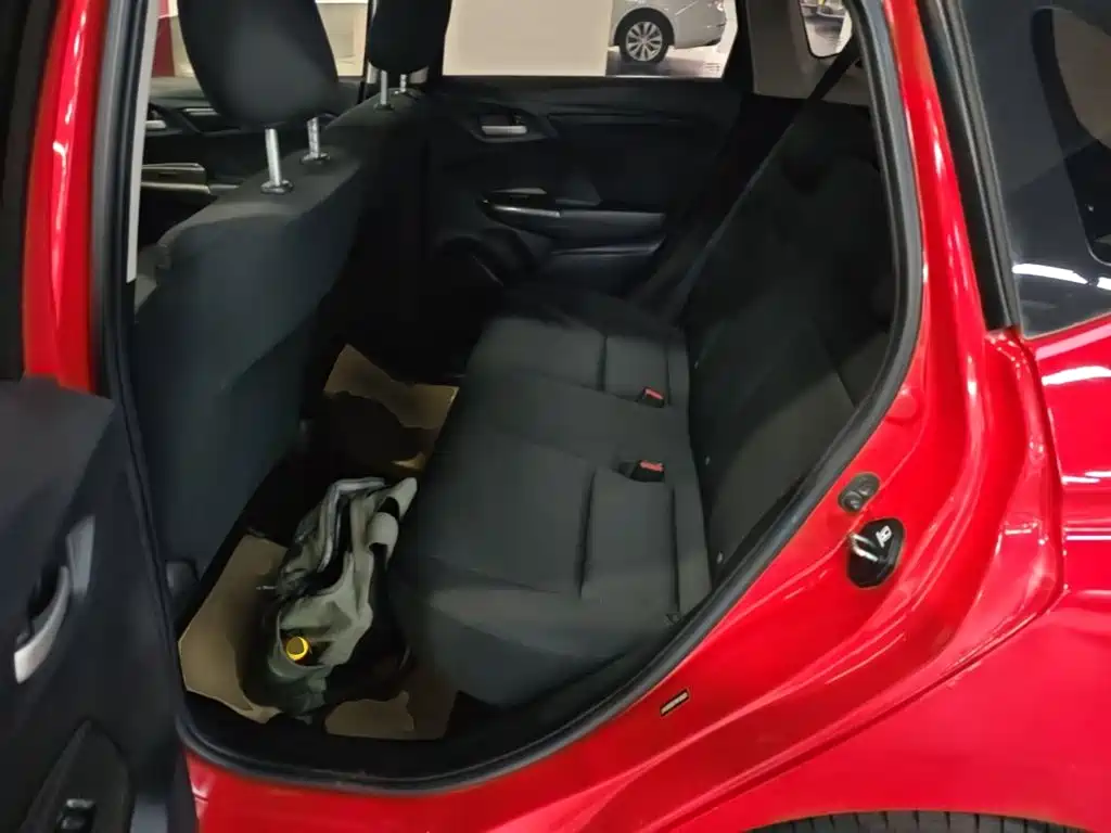 Honda Fit 2017 — фото 17