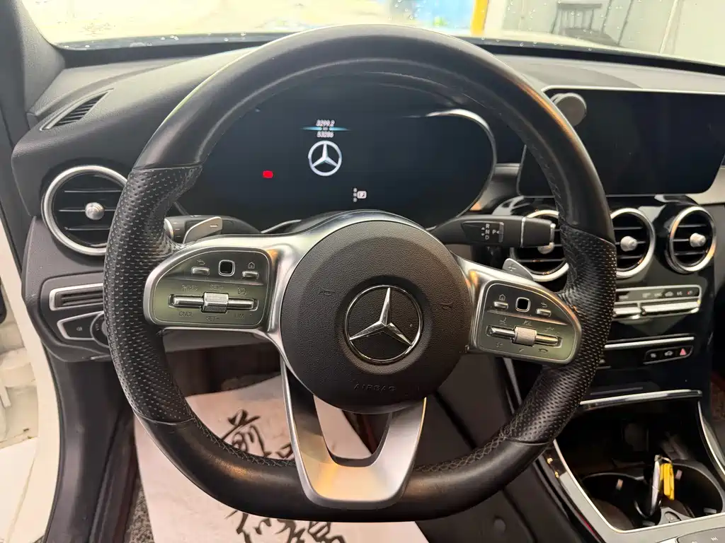 Mercedes-Benz C-Class 2020 — фото 9