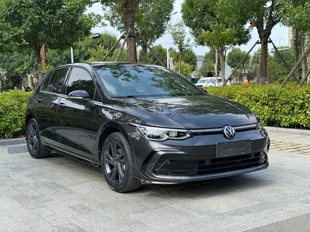 Volkswagen Golf 2022