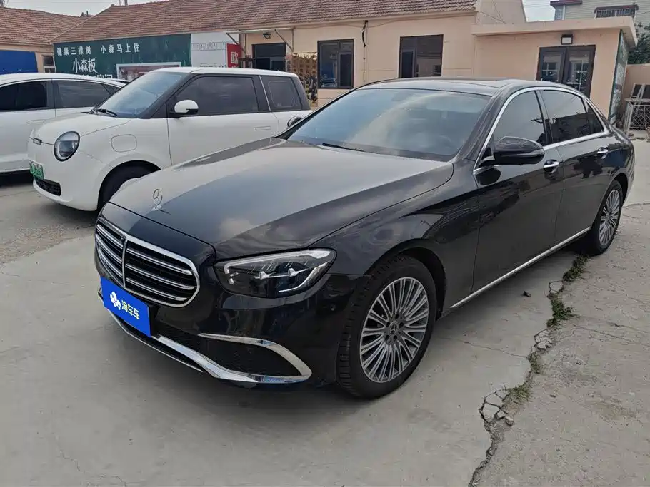 Mercedes-Benz E-Class 2023 — фото 1