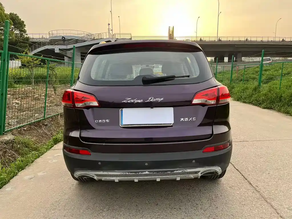 Zotye X5 2017 — фото 5