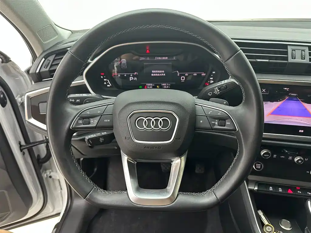 Audi Q3 2023 — фото 20