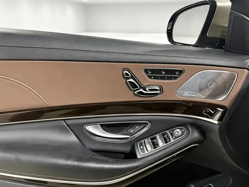 Mercedes-Benz Maybach S-Class 2018 — фото 10