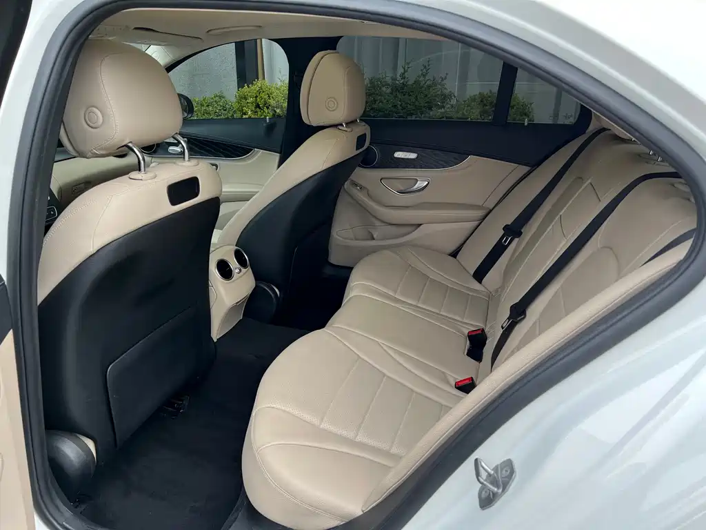 Mercedes-Benz C-Class 2018