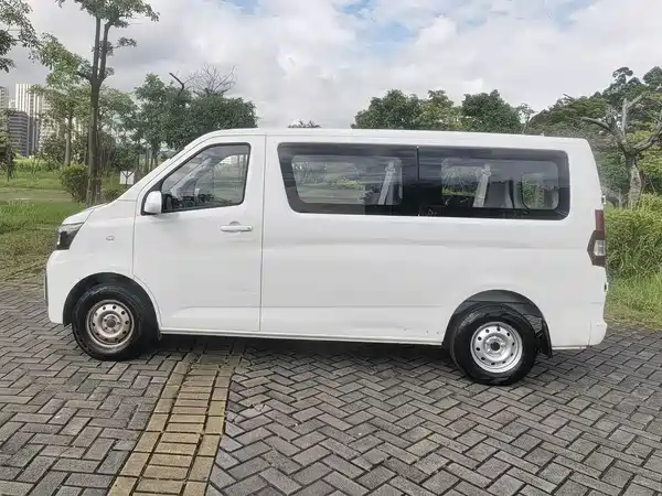 Changan Ruixing EM60 2025