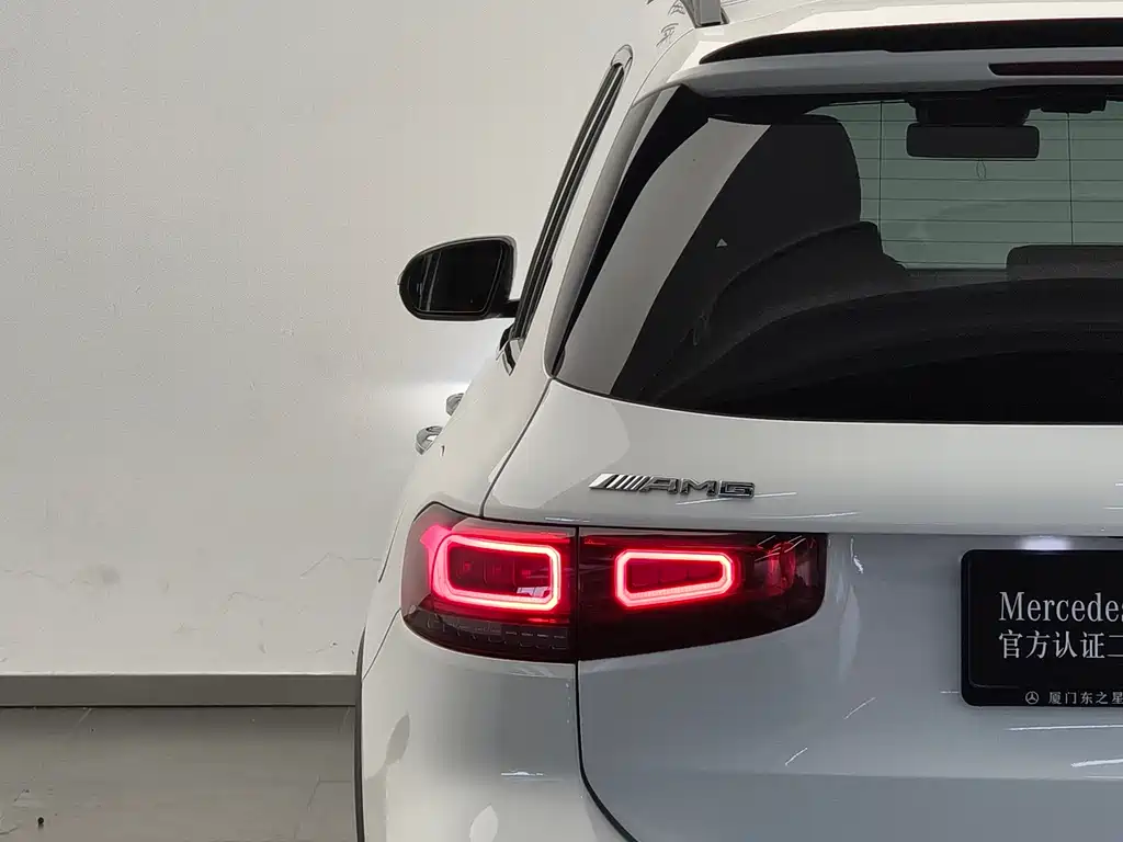 Mercedes-Benz GLB AMG 2021 — фото 18