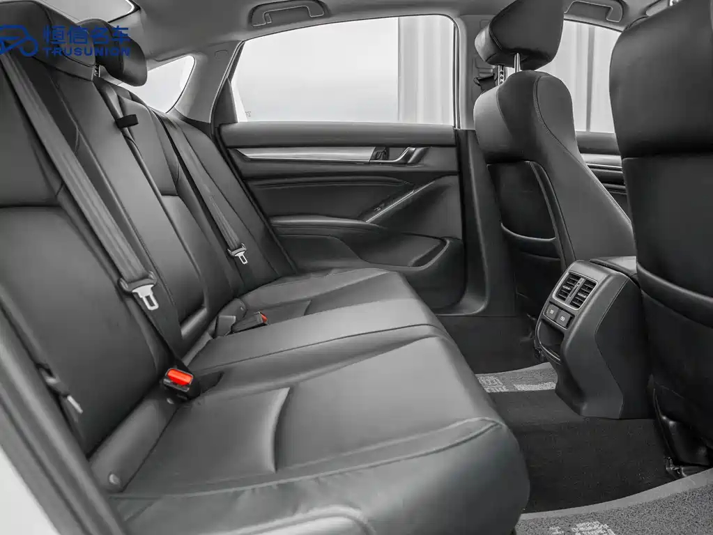 Honda Accord 2022 — фото 15