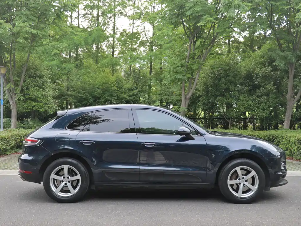 Porsche Macan 2021 — фото 7