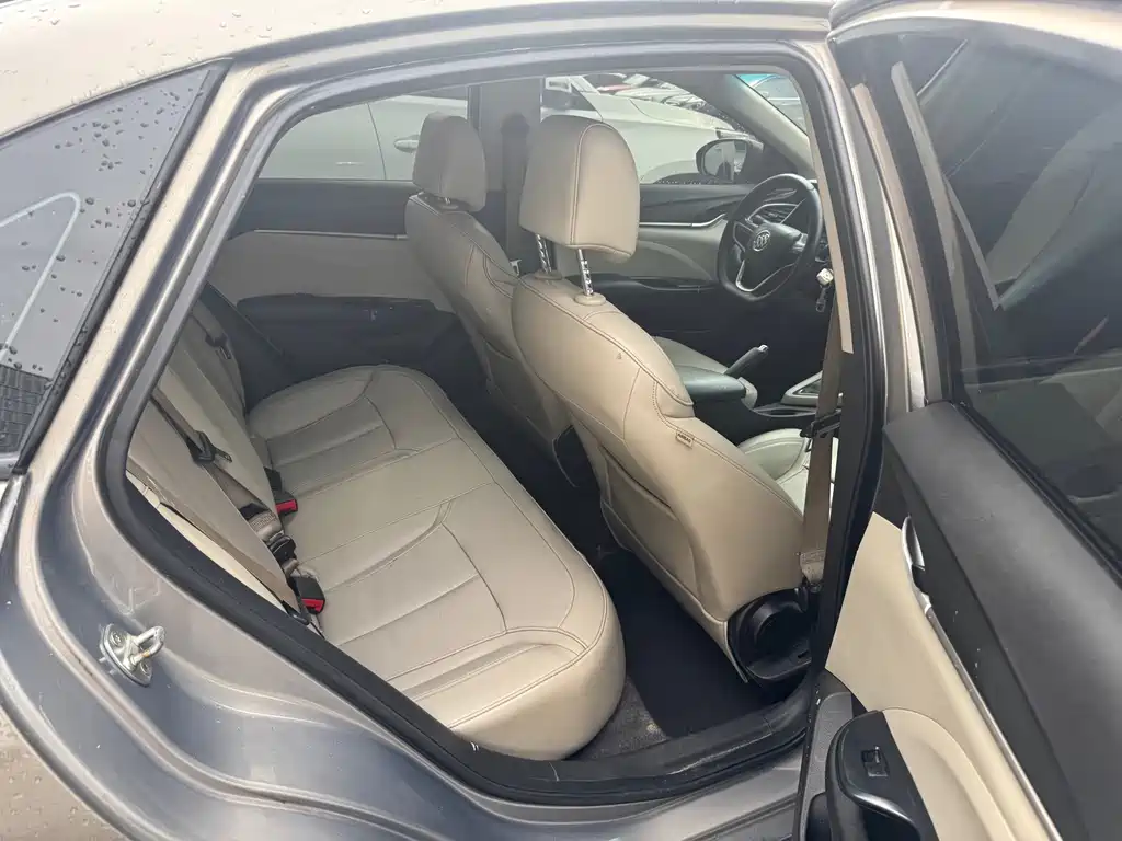 Buick Excelle GT 2018 — фото 12