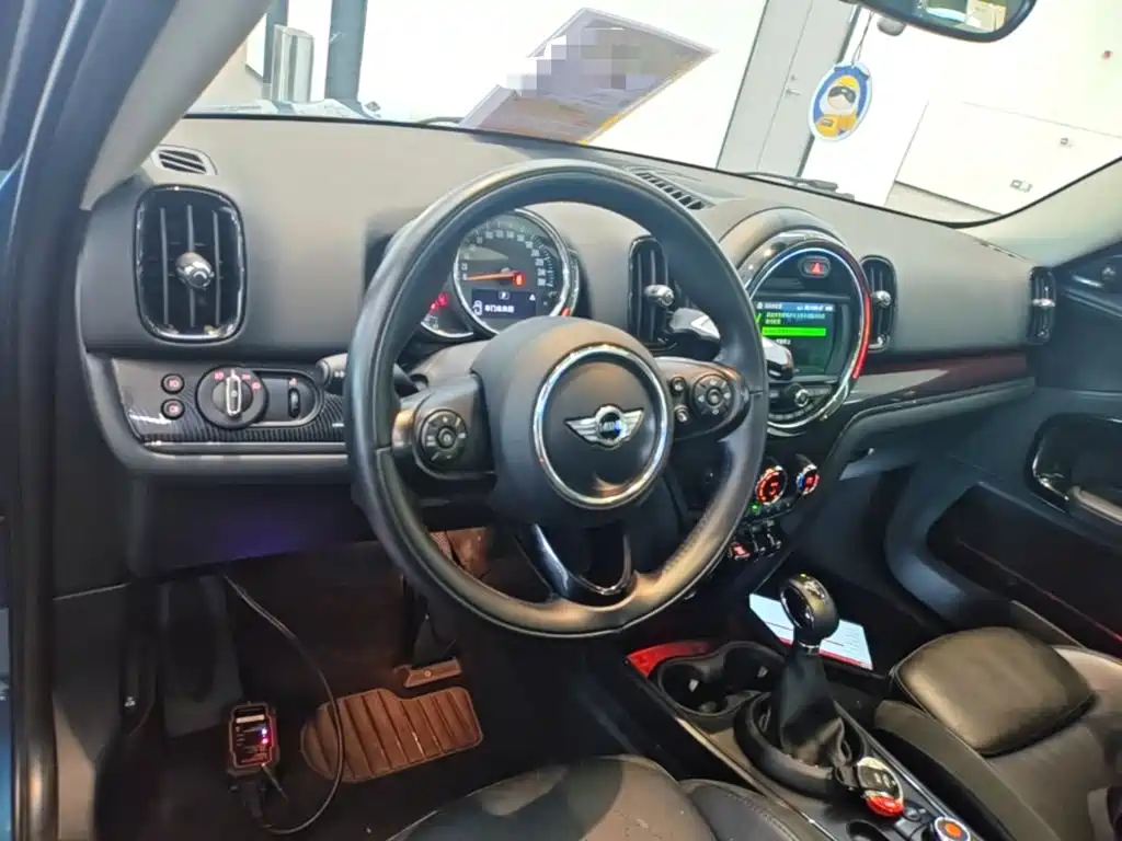 MINI Countryman 2018 — фото 10