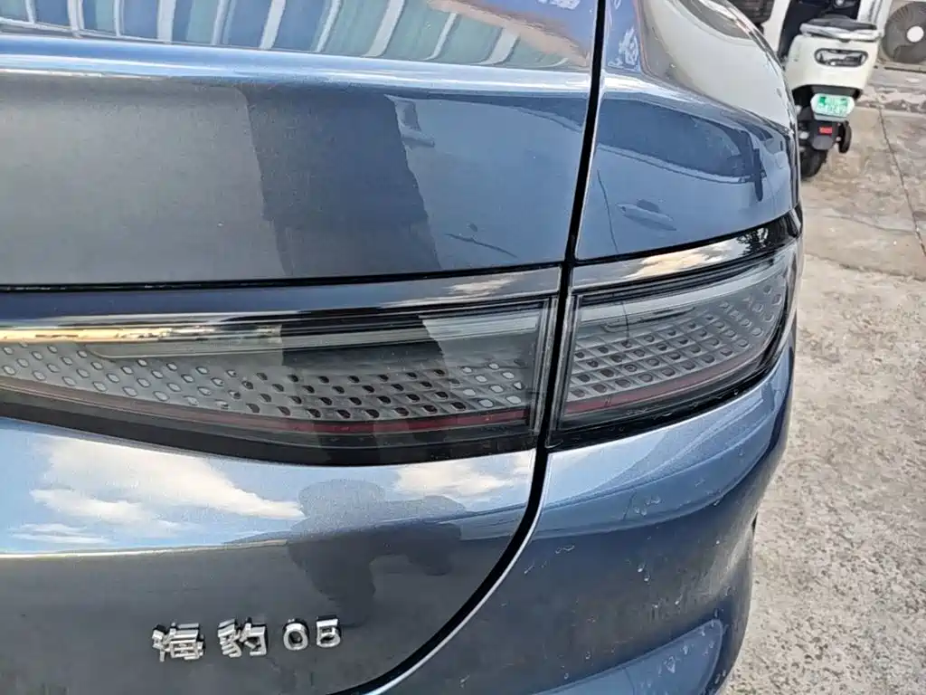 BYD Seal 05 DM-i 2025 — фото 8