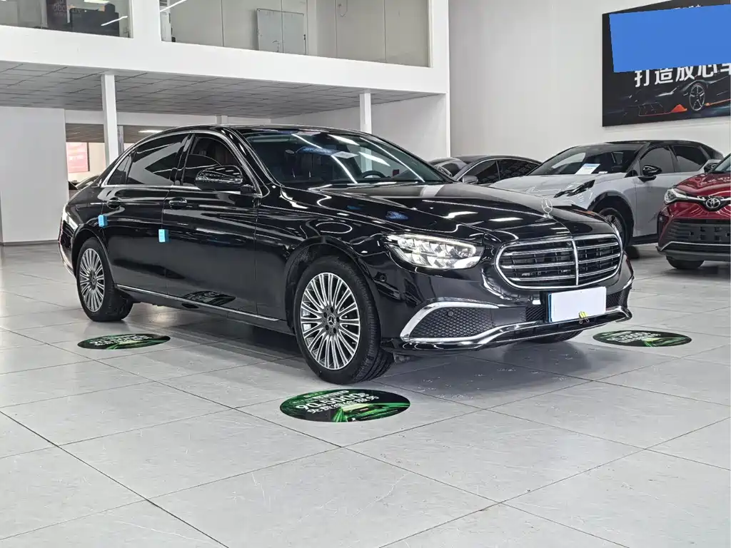 Mercedes-Benz E-Class 2023