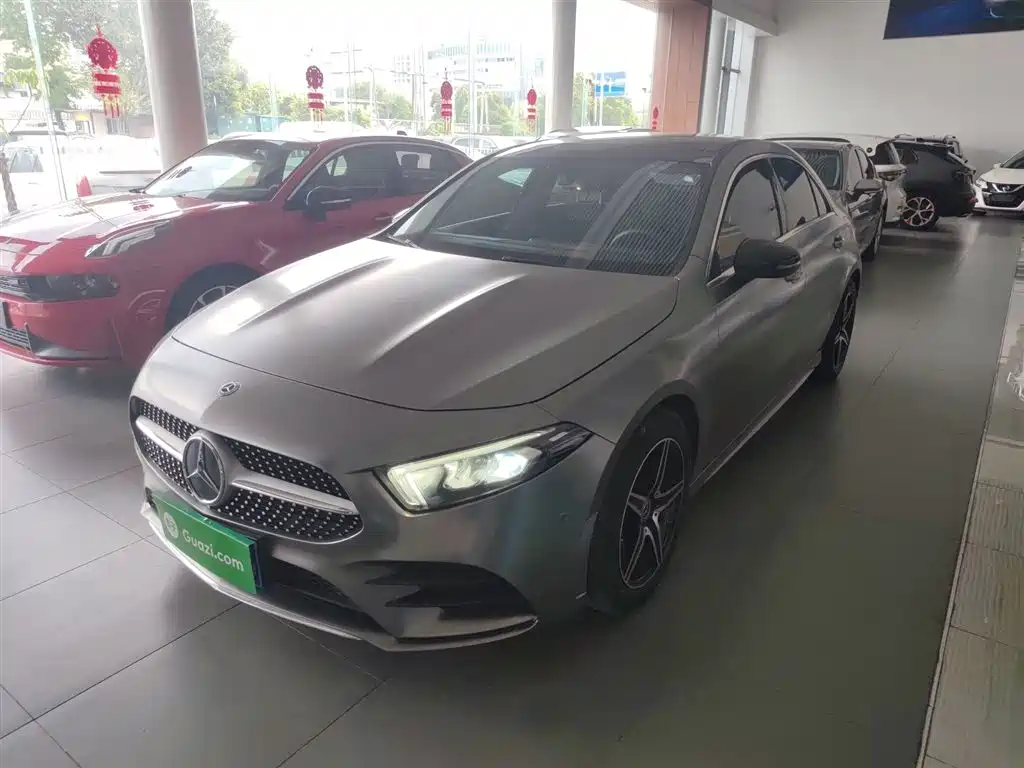 Mercedes-Benz A-Class 2019 — фото 2