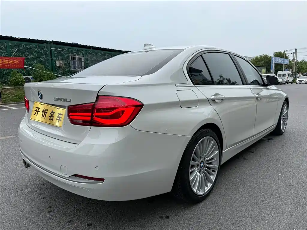 BMW 3 Series 2018