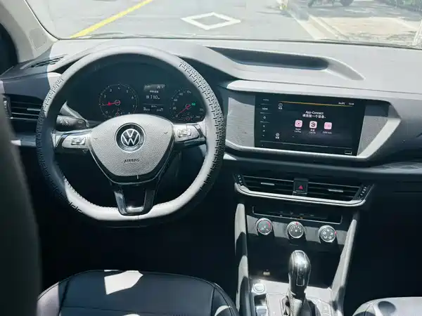 Volkswagen Tharu 2021