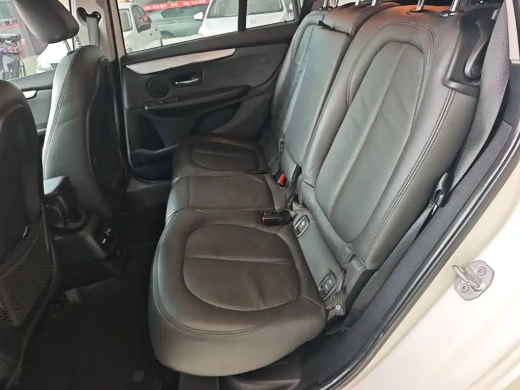 BMW 2 Series Gran Tourer 2018 — фото 17