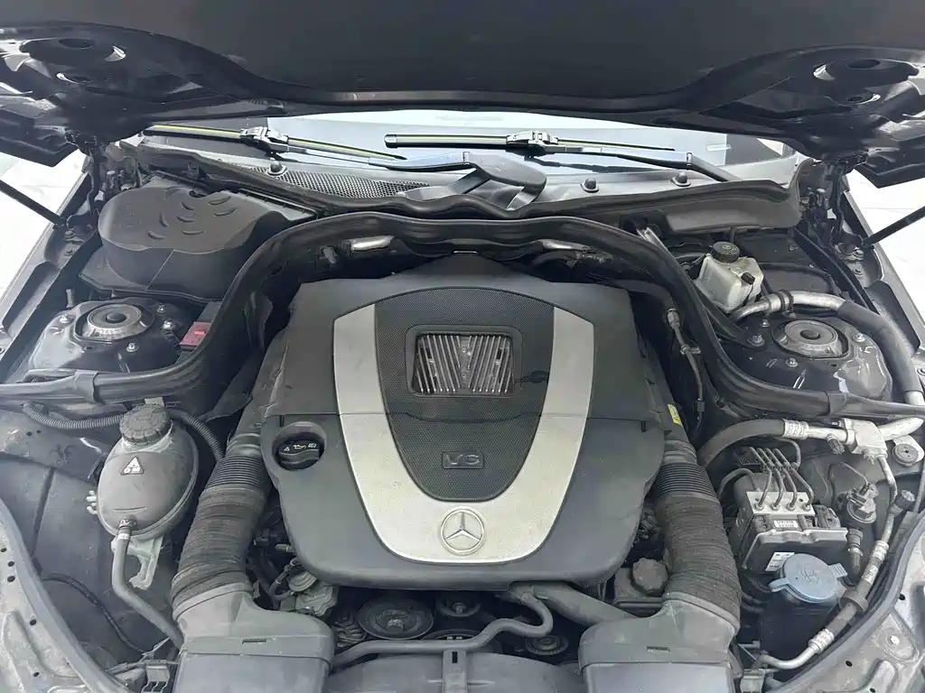 Mercedes-Benz E-Class 2013 — фото 22