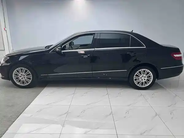 Mercedes-Benz E-Class 2013