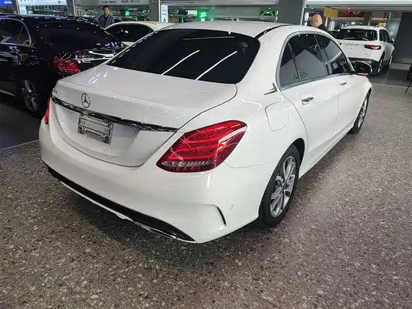 Mercedes-Benz C-Class 2018
