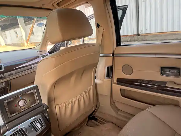 BMW 7 Series 2008