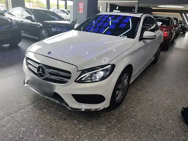 Mercedes-Benz C-Class 2018