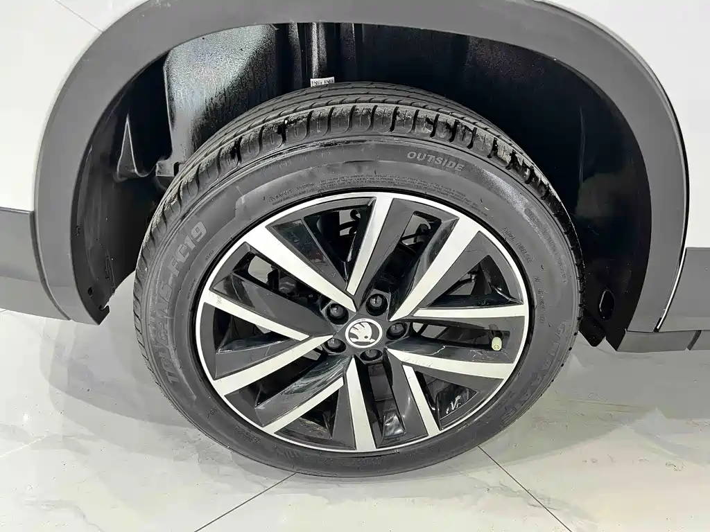 Skoda Kamiq 2023 — фото 19