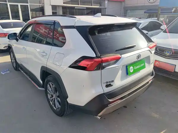 Toyota RAV4 2023