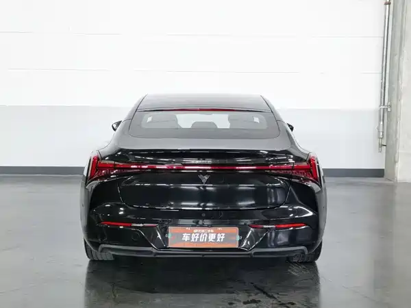 Neta S 2023