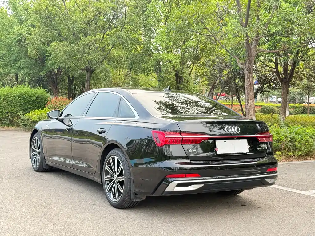 Audi A6L 2024 — фото 10