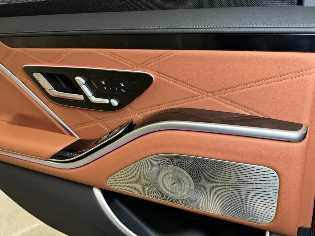 Mercedes-Benz Maybach S-Class 2024 — фото 12