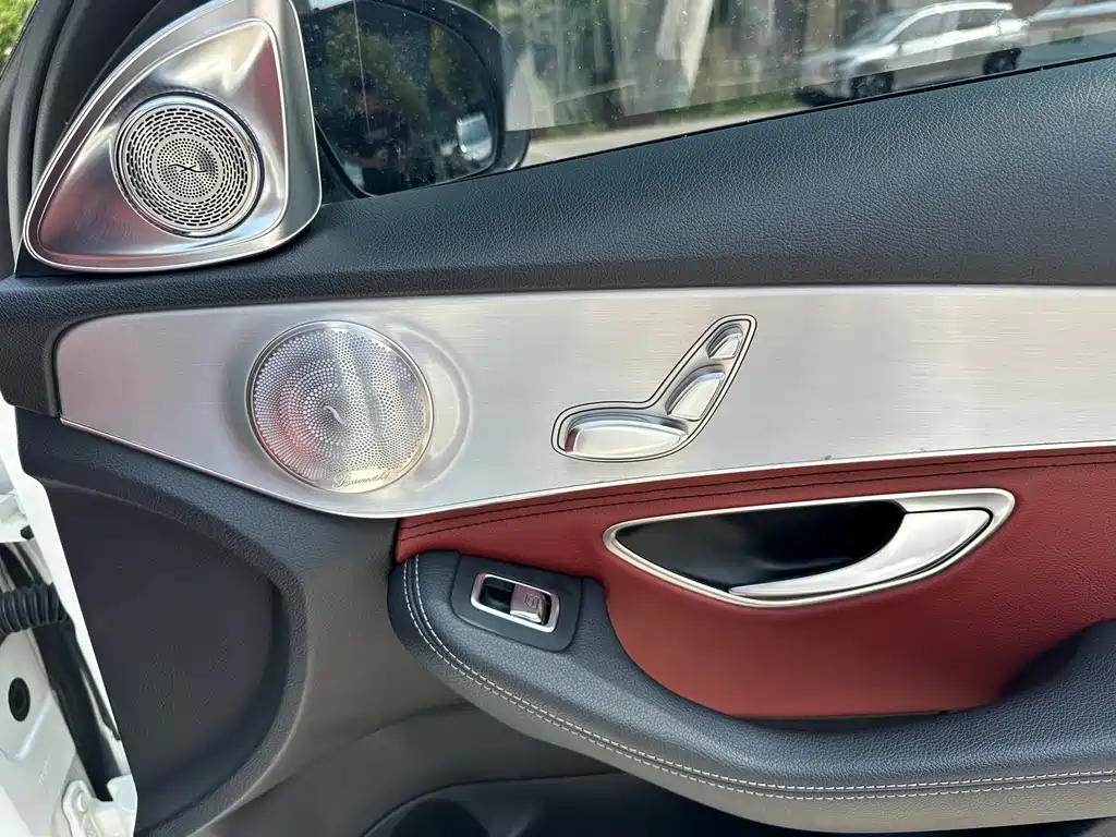 Mercedes-Benz C-Class 2017 — фото 18