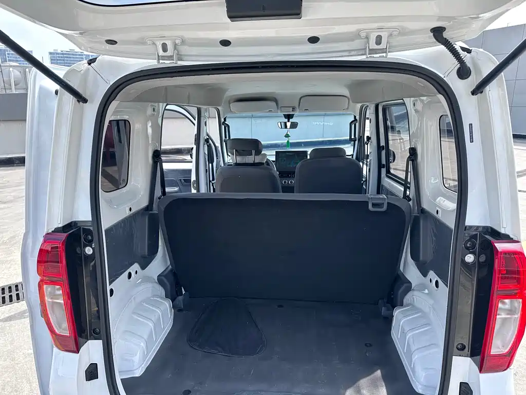 Wuling Zhiguang EV 2025