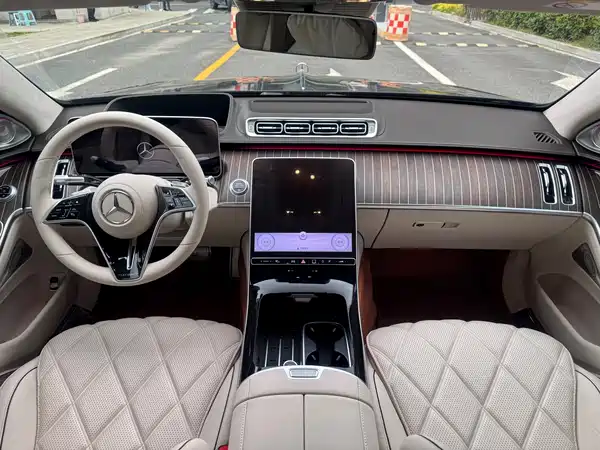 Mercedes-Benz Maybach S-Class 2023
