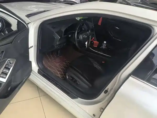 Toyota Avalon 2021