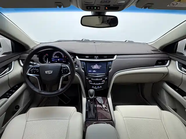 Cadillac XTS 2017 — фото 10