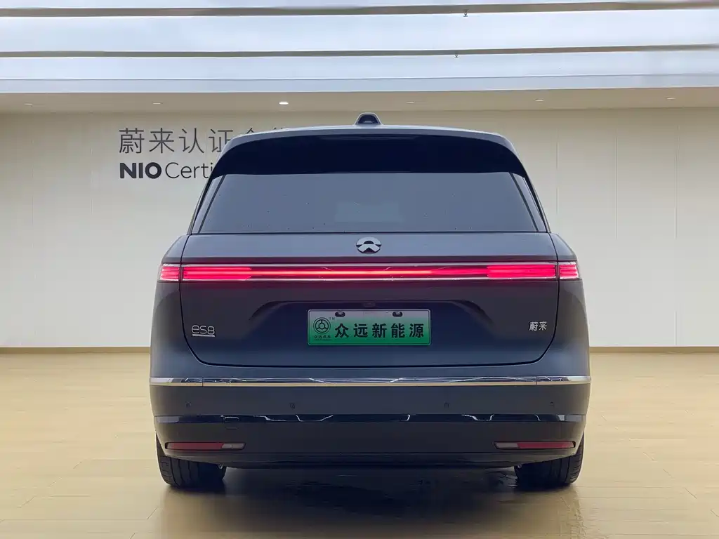 NIO ES8 2026