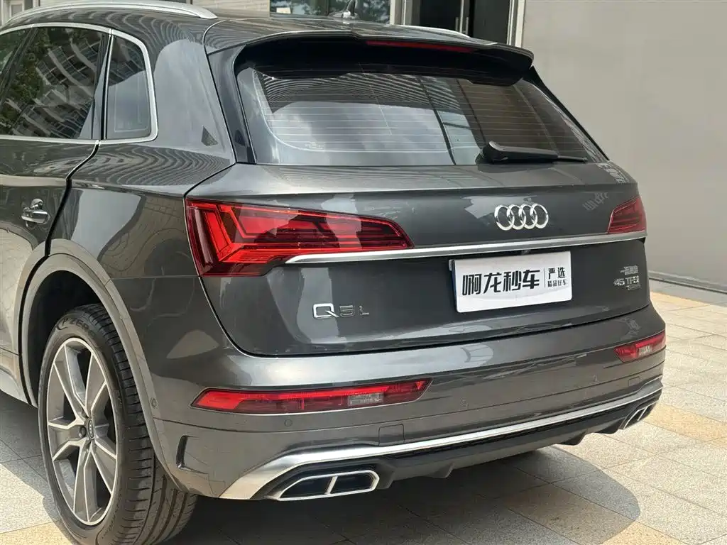 Audi Q5L 2021 — фото 16