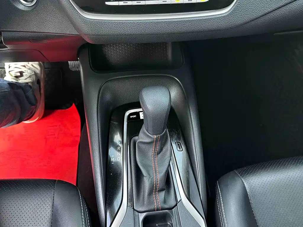 Toyota Corolla 2022 — фото 16