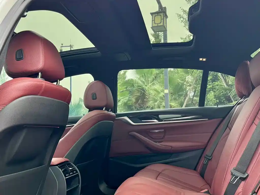 BMW 5 Series 2018