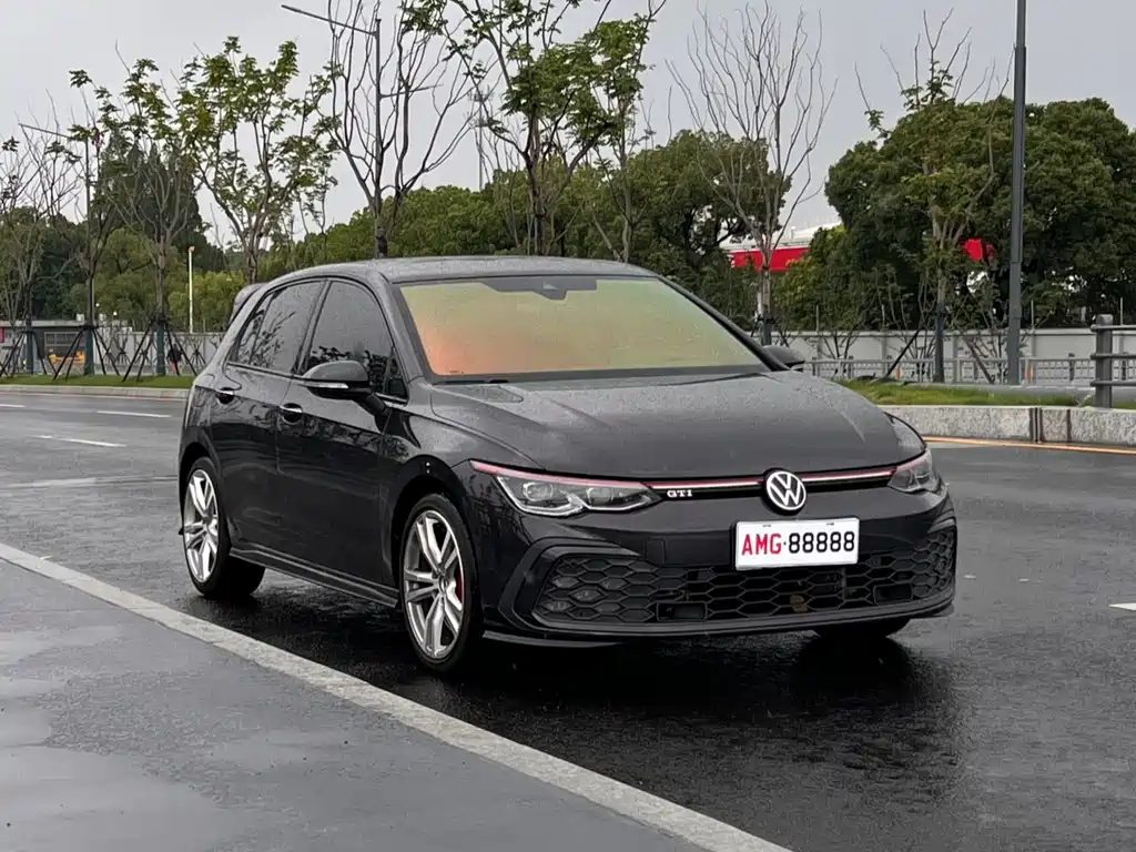 Volkswagen Golf GTI 2023